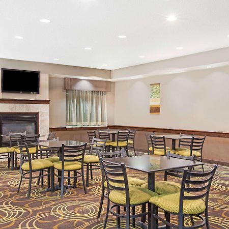 Days Inn By Wyndham Brewerton/ Syracuse Near Oneida Lake Exterior foto